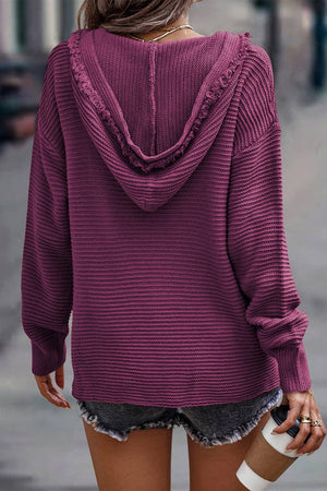 Ribbed Raw Edge Hooded Sweater: Red / S
