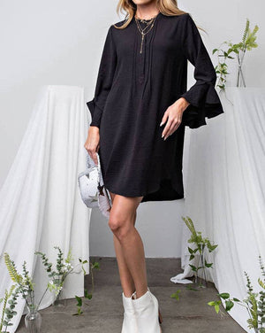 Pleated Ruffle 3/4 Sleeve Dress: M / Black