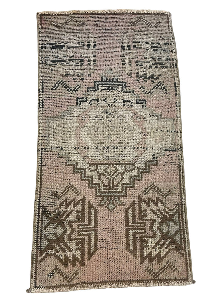 
            
                Load image into Gallery viewer, Vintage Turkish Doormat &amp;quot; 1.5 x 2.10&amp;quot;
            
        