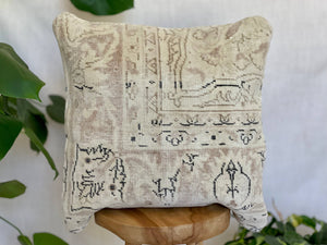 Cemile | 20' Vintage Turkish Rug Pillow